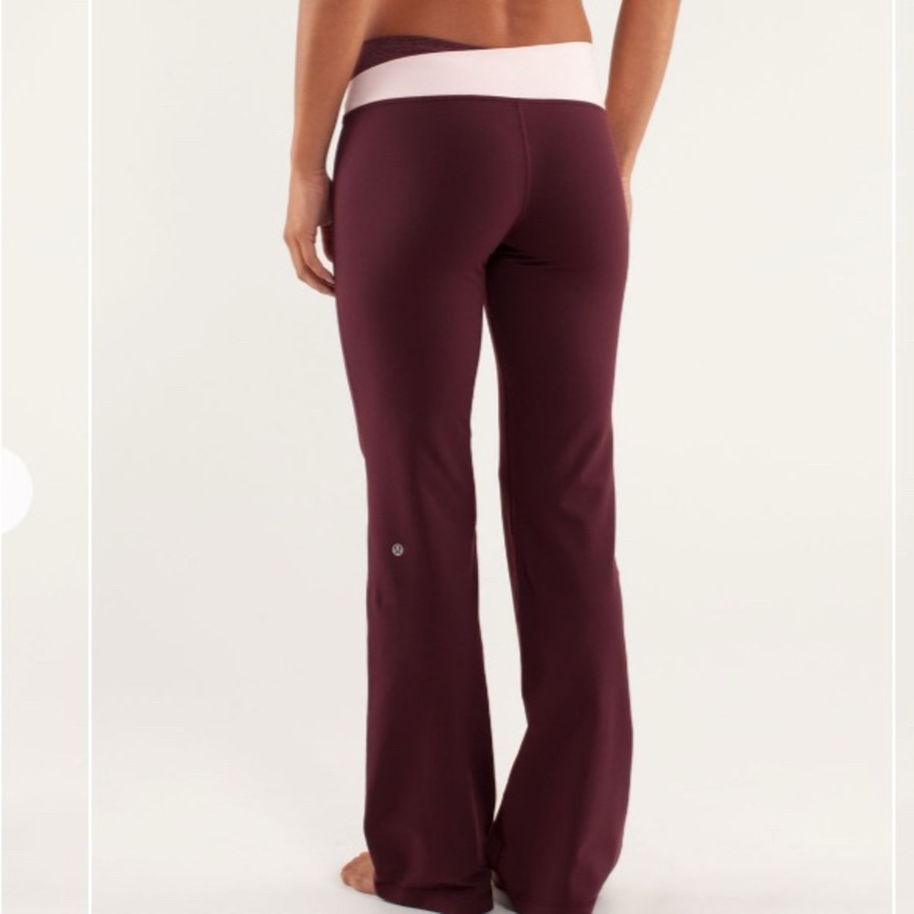 Vtg Lululemon ‘Astro’ high rise flares Sz 2
